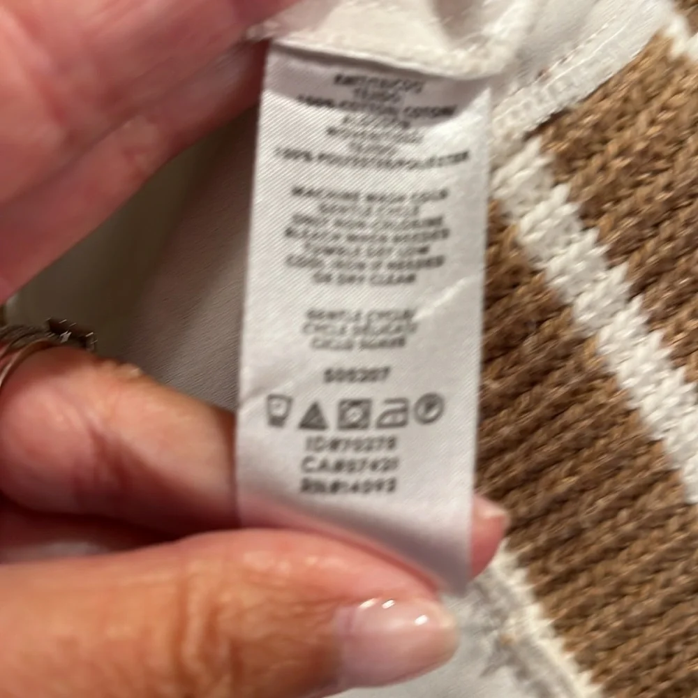LOFT Tan/Cream Sweater with Shirttail Hem Sz S EUC